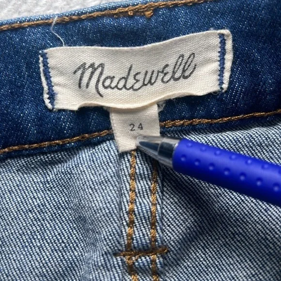 Madewell Denim Skirt. Madewell Jean Skirt.  Size 24 - Picture 4 of 9